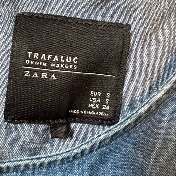 Adorable jean dress from Zara, size small. Perfect for Summer or Autumn. - Picture 2 of 3